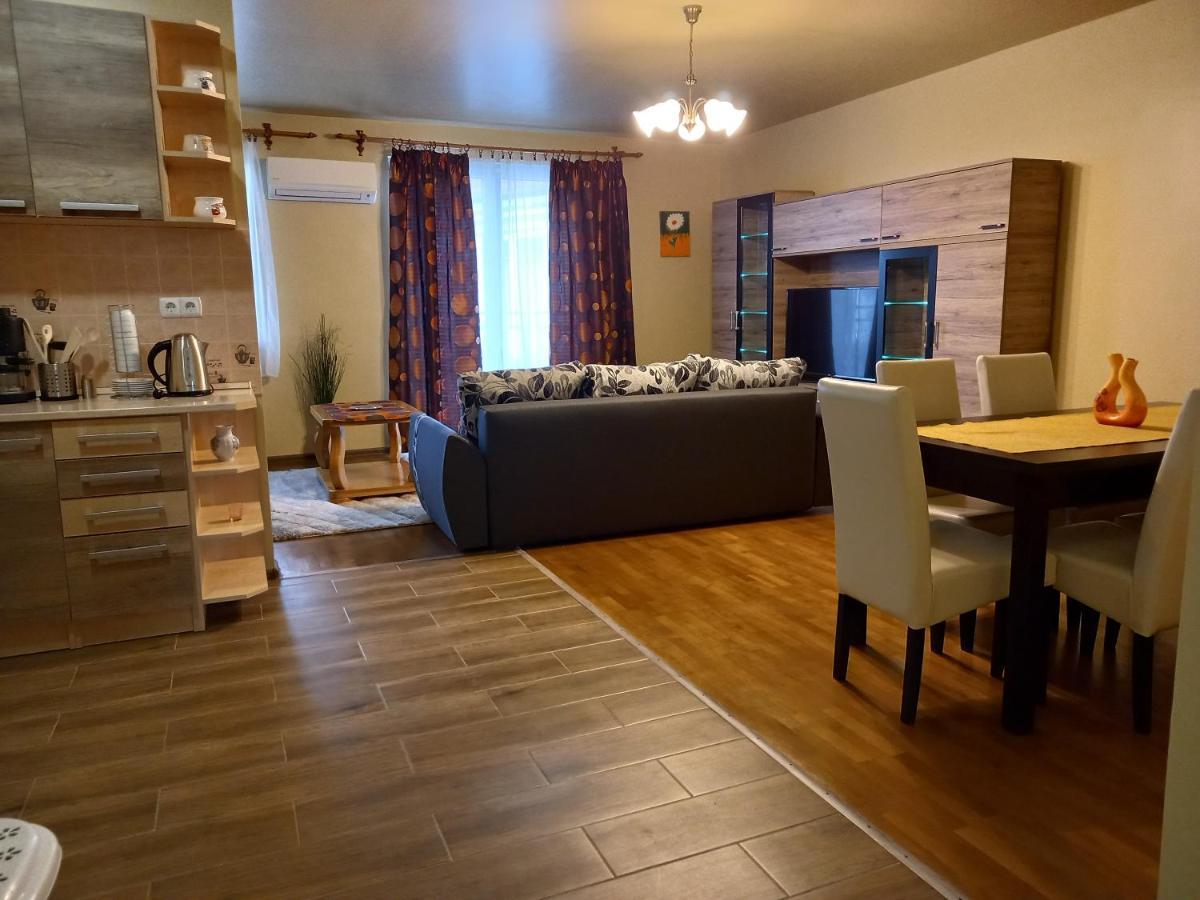 Thermal Apartman Hajdúszoboszló Dış mekan fotoğraf
