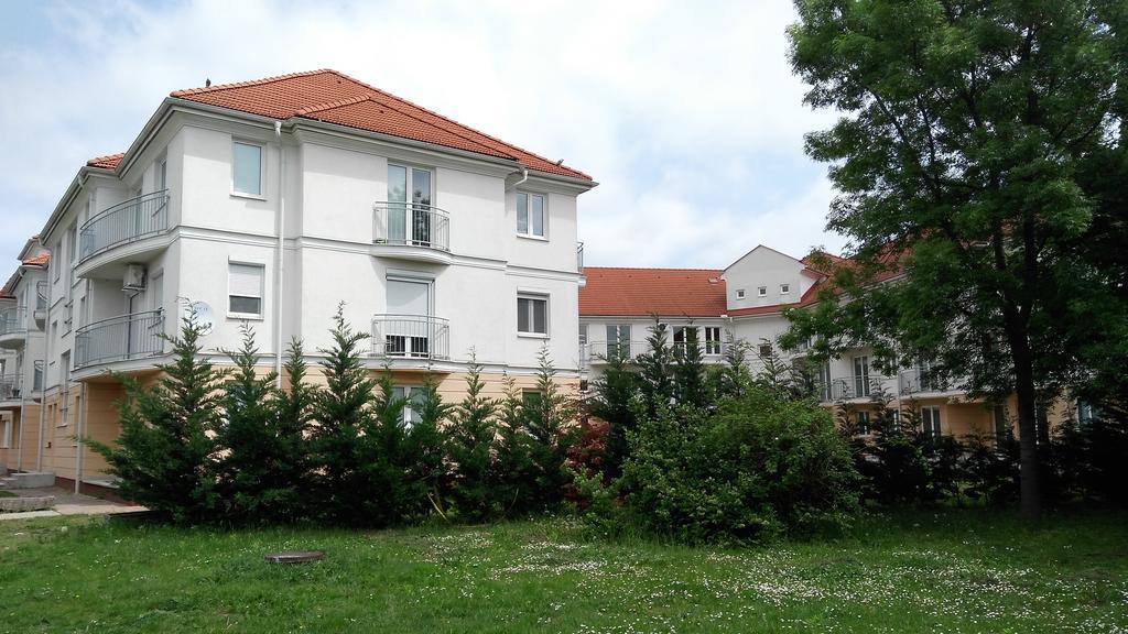 Thermal Apartman Hajdúszoboszló Dış mekan fotoğraf
